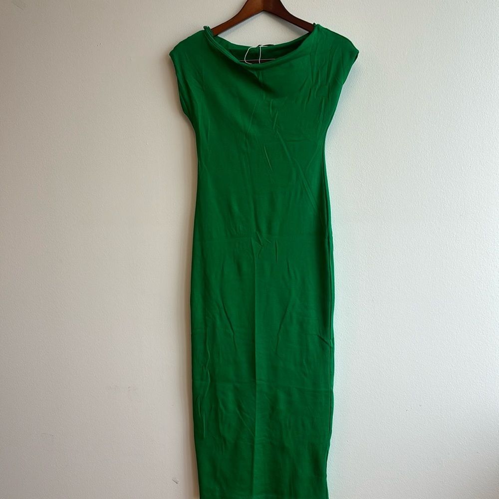 ZARA fitted midi dress in S